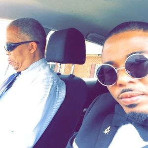 Meet your Posher, Derrick